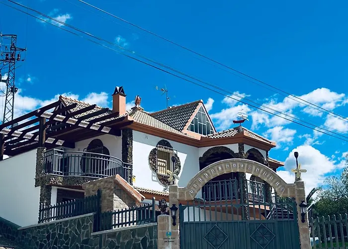 Galones Villa